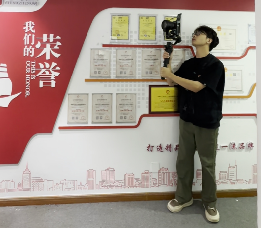 郑州短视频运营公司助力工程咨询客户,20多天上万个关键词!