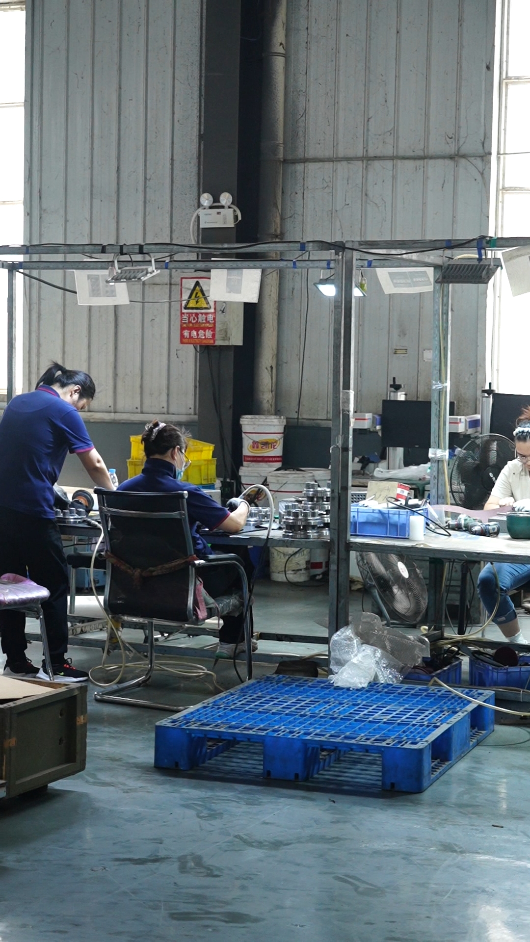 荥阳精密机械加工厂赵总这样运营短视频，惊喜来得太突然！